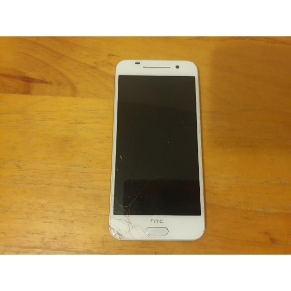 HTC One A9 2PQ9100 Smartphone Gold 5,0″ AMOLED Display 13MP (2GB+16GB) für Ersatzteile