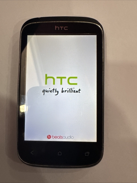 HTC Desire PL01110 – schwarz Handy Android 4 Smartphone