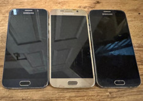 3 x Samsung Galaxy S6 SM-G920F Smartphone Defekt Schaden