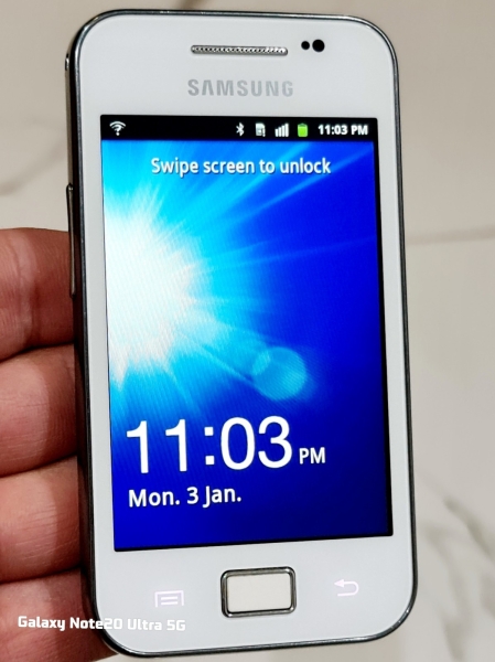 Samsung Galaxy Ace GT-S5830 (Entsperrt) Smartphone Tadelloser Zustand