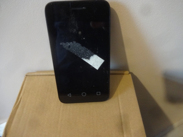 Alcatel One-Touch Pixi 3 (4009X), schwarz Mini Smartphone (Ersatzteile/Reparatur)