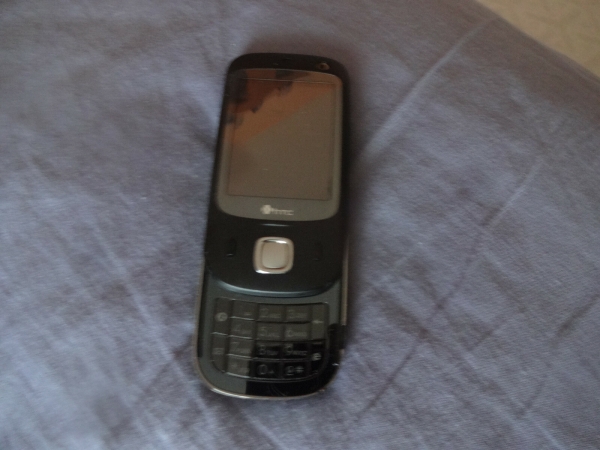 HTC Touch Dual NIKI100 – schwarz Smartphone