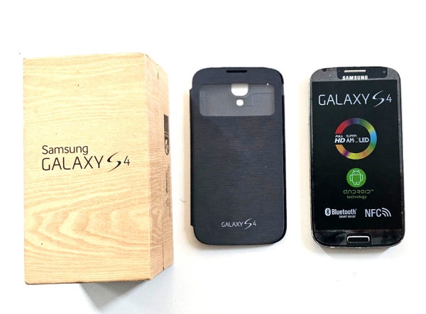 SAMSUNG GALAXY S4 GT-I9505 BLACK MIST ENTSPERRT 16GB ANDROID SMARTPHONE