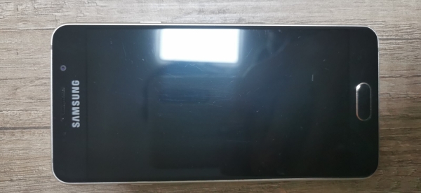 Samsung Galaxy A3 Duos  – 16 GB – Champagnergold (Ohne Simlock) Smartphone