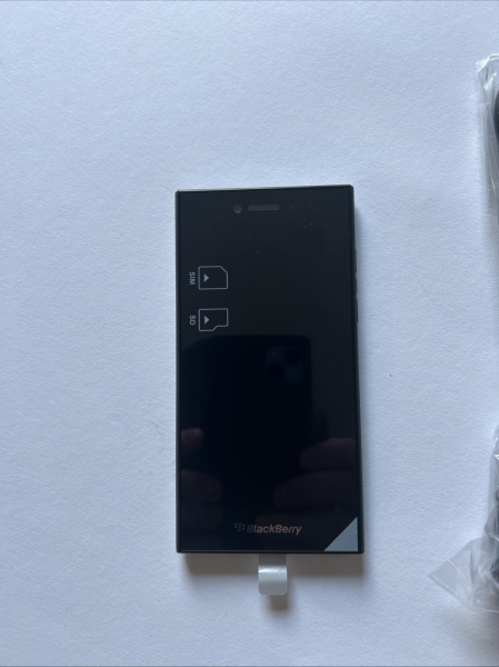 Blackberry Leap STR100-1 – 16GB – Shadow Grey – Smartphone Unbenutzt in OVP