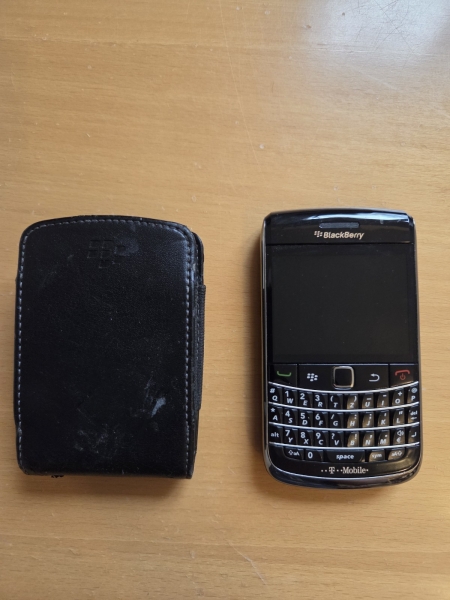BlackBerry Bold 9700 – Smartphone