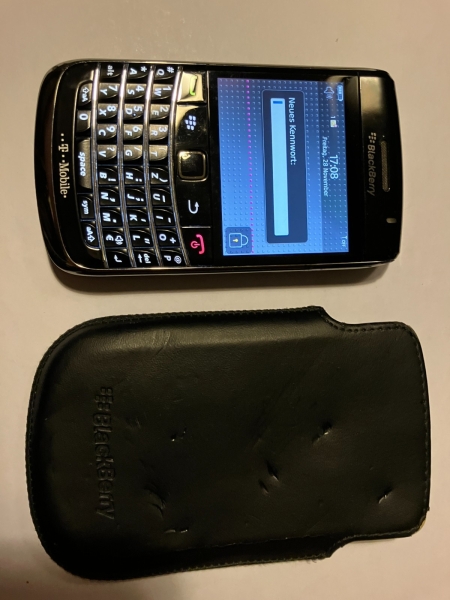 BlackBerry  Bold 9700 – Smartphone