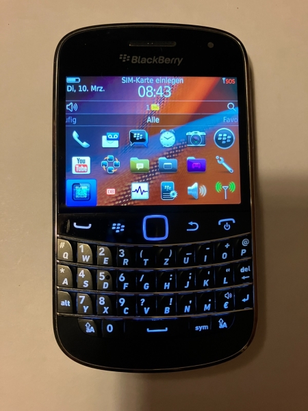 BlackBerry  Bold 9900 – Smartphone