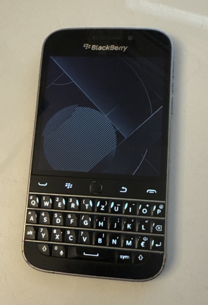 BlackBerry Classic SQC100-1  16 GB Software Defekt Bitte Lesen Teilespender