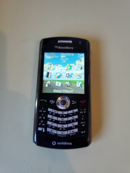 Blackberry Curve 8110 Smartphone entsperrt, silber/schwarz B9