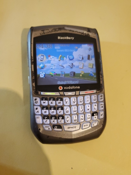 BlackBerry Electron 8700v Smartphone (entsperrt) – Silber B17