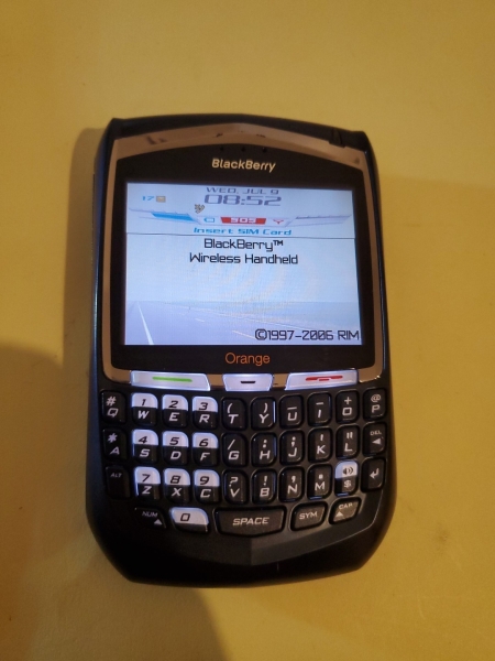 BlackBerry Electron 8700v Smartphone (entsperrt) B15 – Silber