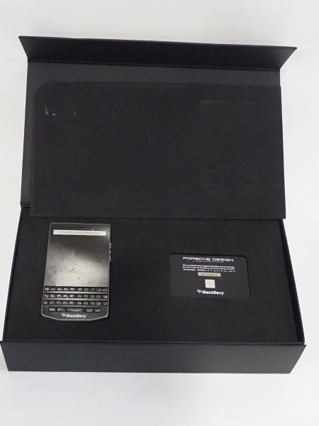 BlackBerry P’9983 Smartphone Porsche Design  64GB OVP  “ UNBENUTZT „