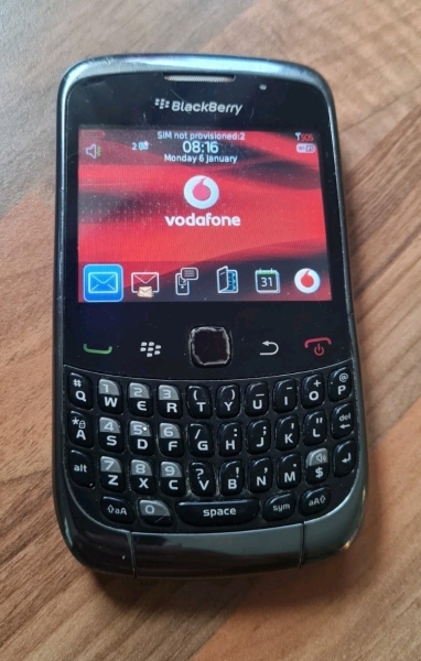 BlackBerry Curve 9300 3G schwarz (Vodafone) Smartphone