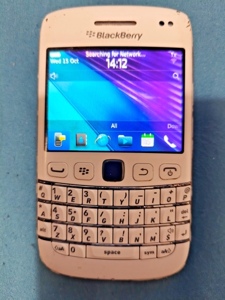 BlackBerry Bold 9790 Bellagio – Smartphone Handy (entsperrt) weiß