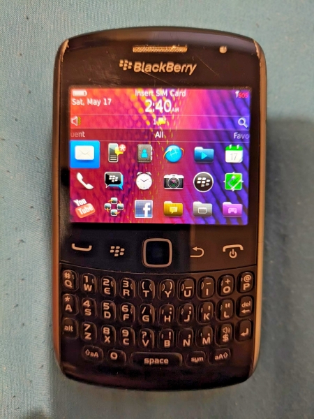 BlackBerry Curve Apollo 9360 – Smartphone Handy (entsperrt) – schwarz