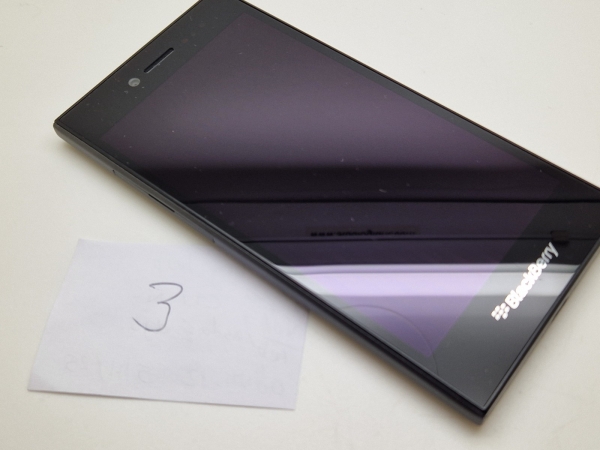 Sehr guter Zustand (Asda/Vodafone/Lebara) BlackBerry Leap schwarz 16GB 2GB RAM BBOS10 Smartphone