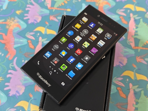 BlackBerry Leap Originalverpackt (entsperrt) BBOS10 Smartphone