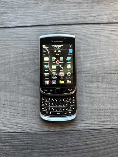 BlackBerry Torch 9800 – Kult-Smartphone mit Tastatur