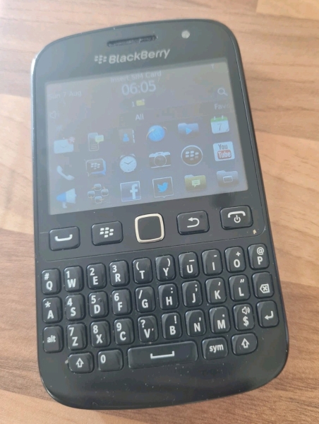 Blackberry Curve 9720 – Vodafone – Smartphone