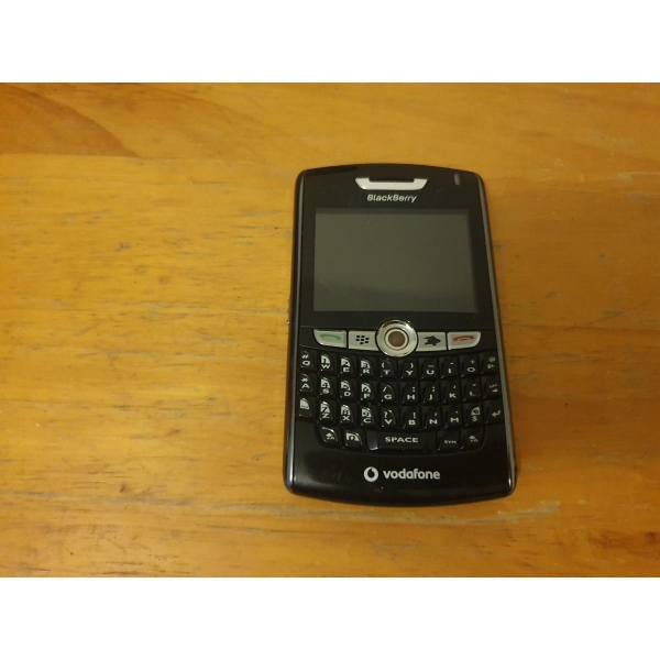 Blackberry 8800 Smartphone schwarz 2,5″ Touchscreen (16MB+64MB) Mini-SIM – (Ersatzteile)