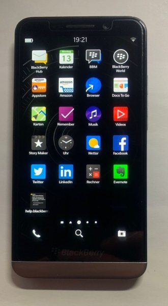 BlackBerry Z30 – 16GB – Schwarz Smartphone (ohne Simlock)