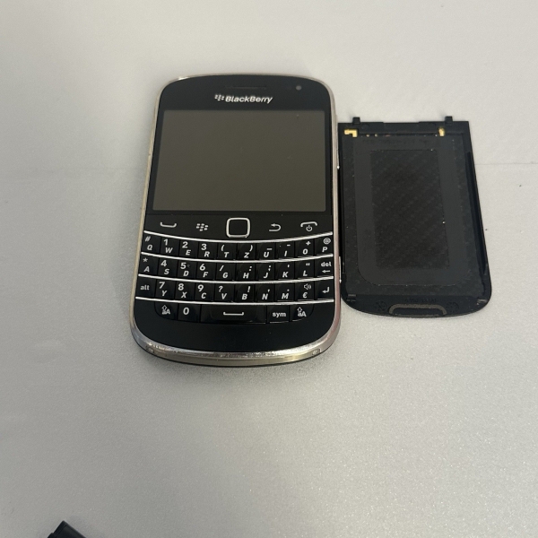 BlackBerry Bold 9900 – Schwarz Smartphone Nur Gerät Ohne Alles