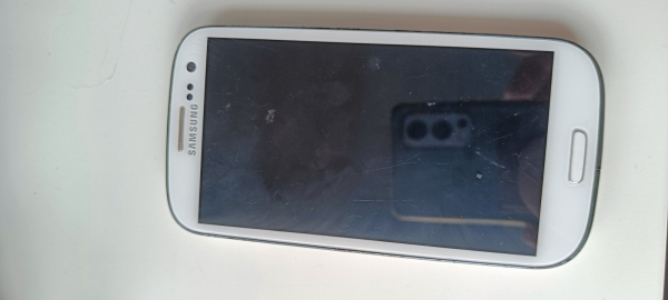 Samsung Galaxy S III Neo GT-I9300I – 16GB – White  Smartphone Mobile