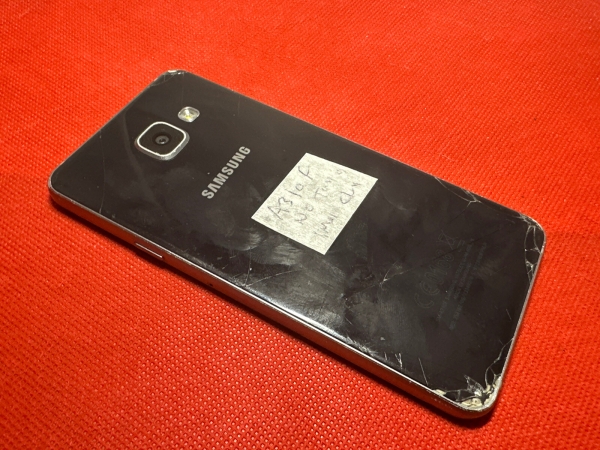 samsung galaxy a3e 2016 A310F Smartphone Defekt