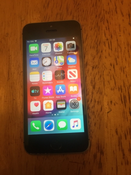 iphone 5s 64gb sehr guter Zustand entsperrt spacegrau