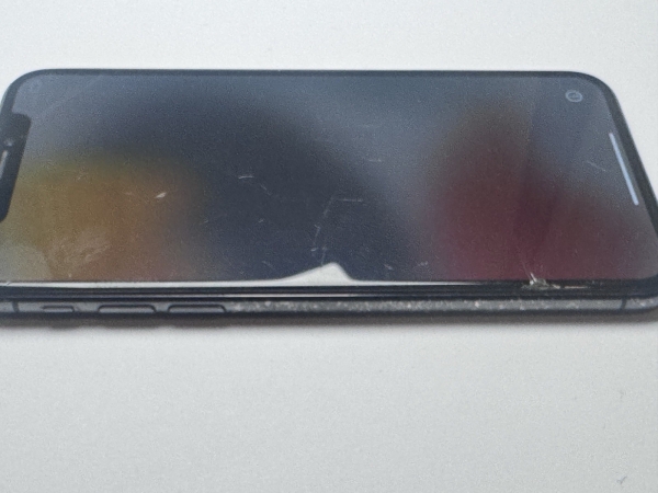 Apple iPhone X – 64GB – Space Grau (Entsperrt) Gesprungenes Display 78% BH