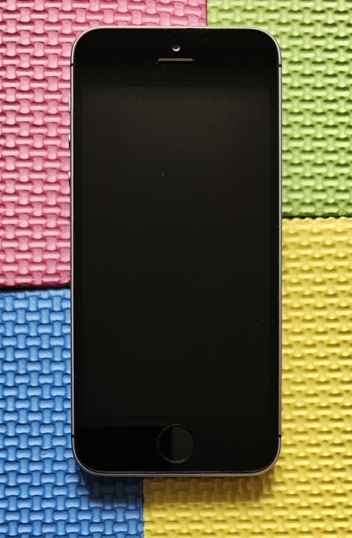 iPhone SE 16GB Gen 1, entsperrt