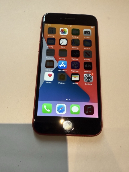 iPhone 8 – 64GB – 82%