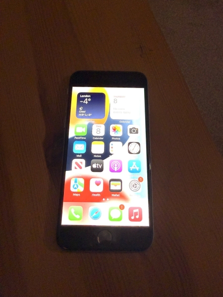 Apple iPhone 6s Space Grau 16GB (Entsperrt)