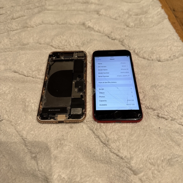 Apple iPhone SE 64GB, rot, entsperrt