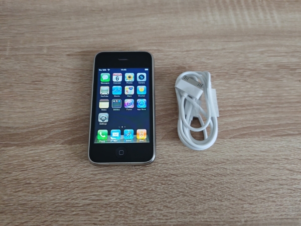 Apple iPhone 3G A1241 8GB – Schwarz (Entsperrt)