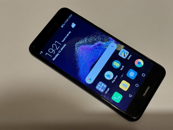 Huawei P8 Lite 2017 – PRA-LX1 (entsperrt) Smartphone
