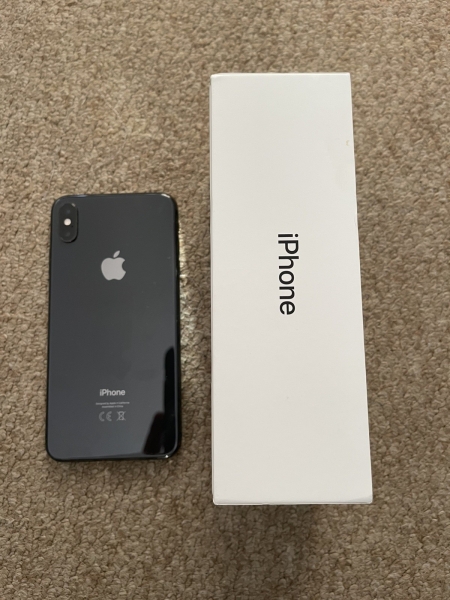 Apple iPhone XS Max Smartphone 64GB, Space Grau, entsperrt
