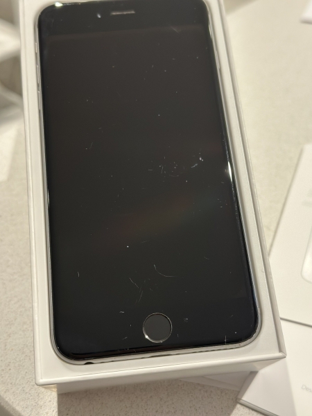 iPhone 6 Plus 64GB Silber, Daten gelöscht, guter Zustand, gebraucht.