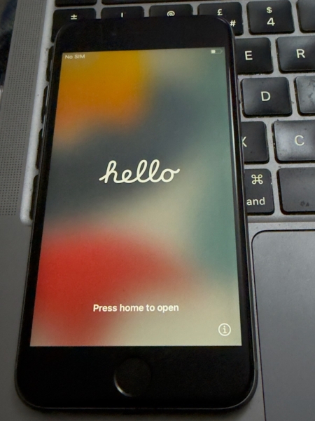 Apple iPhone 6s – 16GB – Space Grau (Entsperrt) A1586 (CDMA + GSM)