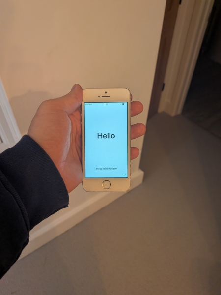 Apple iPhone 5s 16GB Smartphone silber weiß Handy