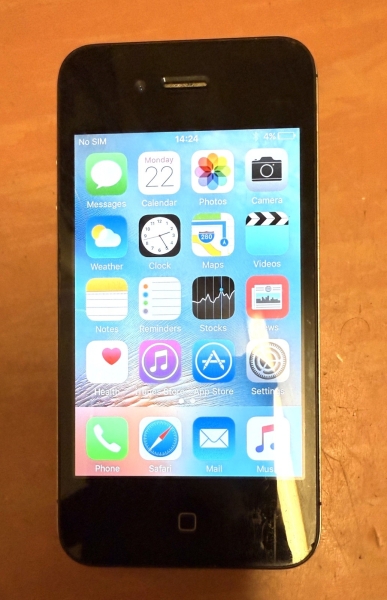 Apple iPhone 4s (8GB, schwarz)