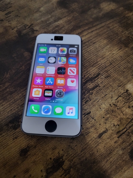 Apple iPhone 5s (ME432B/A) 16GB GSM Smartphone – Space Grau Weiß 145