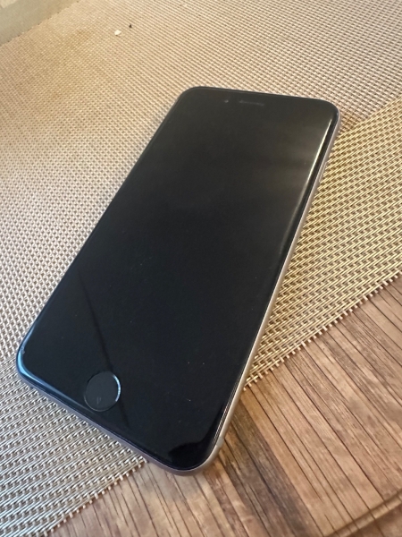 Apple iPhone 6s 32GB 4,7 Zoll (entsperrt) Smartphone grau funktioniert einwandfrei