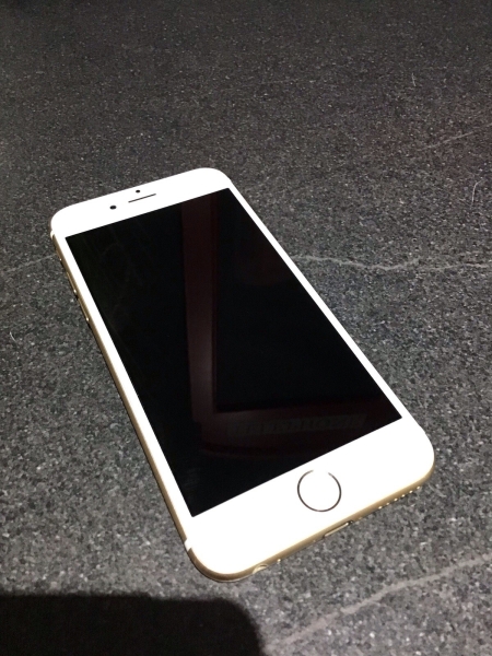 Apple iPhone 6 Handy Smartphone. Bitte Lesen