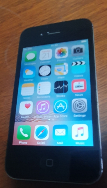 Apple iPhone 4s – 16GB – Schwarz (EE) A1387 (CDMA + GSM)