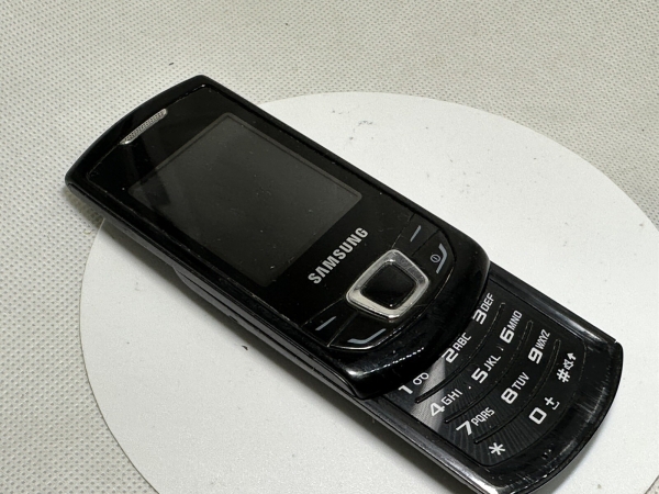Samsung Monte Slide GT-E2550 Handy (entsperrt) – Strong Black