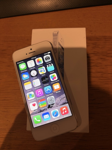 Apple iPhone 5 – iOS 8.0.2 – Matching Box – O2 – 16GB – BESCHREIBUNG LESEN