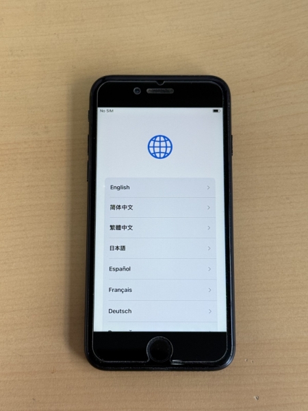 Apple iPhone 7 – 32GB – Schwarz (Entsperrt) A1778 (GSM)