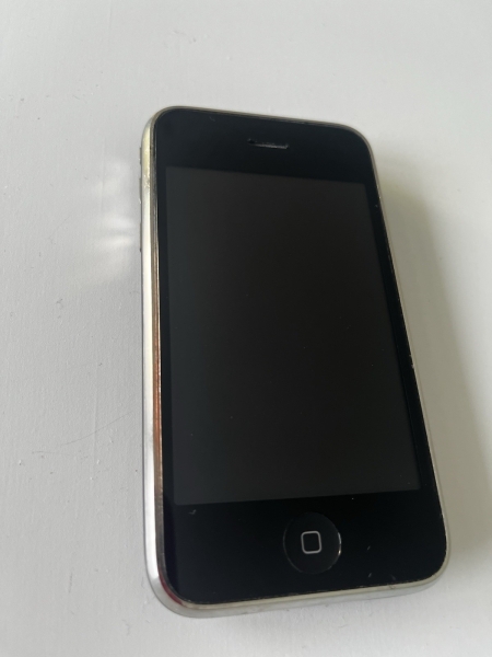 iPhone 3GS schwarz, funktionsfähig, komplett restauriert